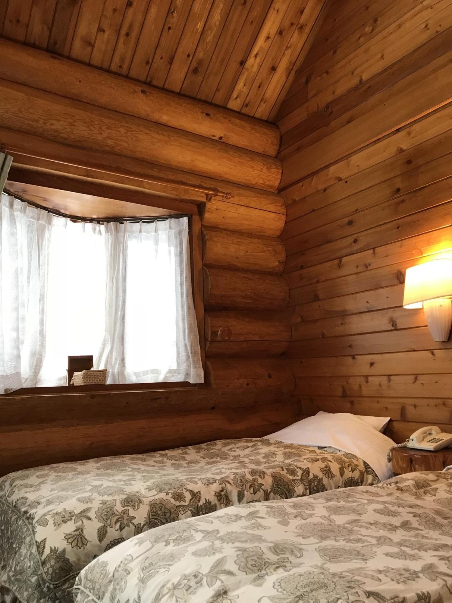 Log Hotel Kamloops Shinano  Extérieur photo
